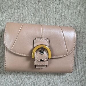 Coach pinkish cream Leather Wallet